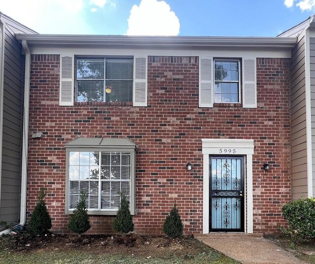 5995 Lofty Oak
