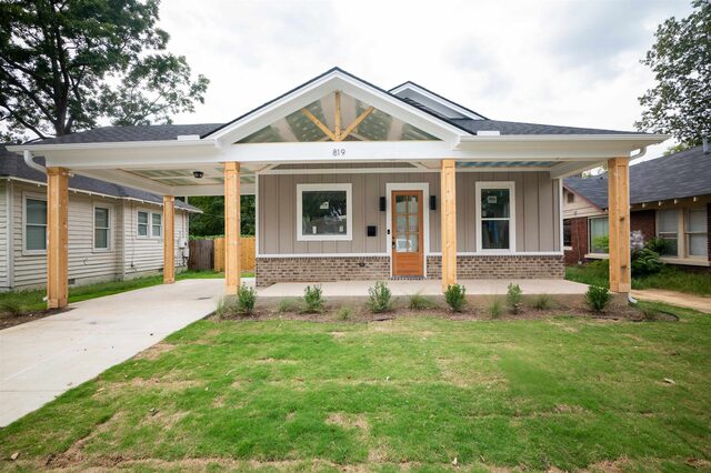 819 Watkins