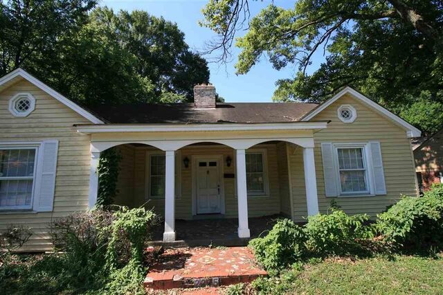 2275 Jackson