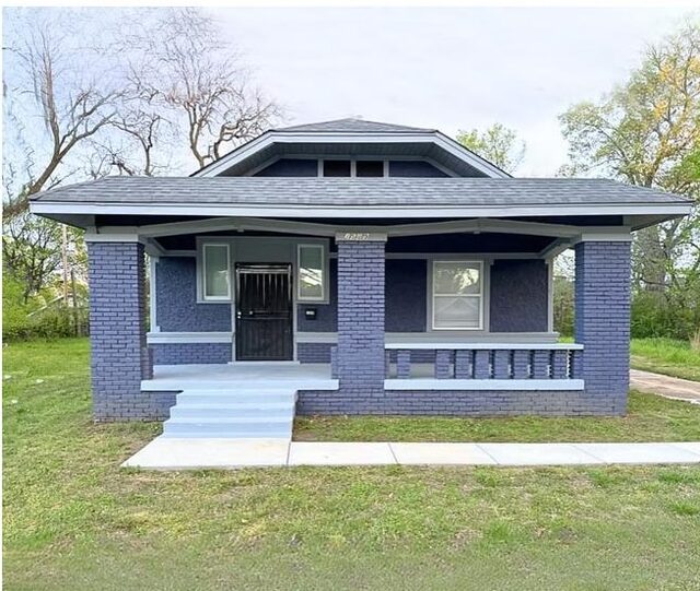 1589 Mclemore