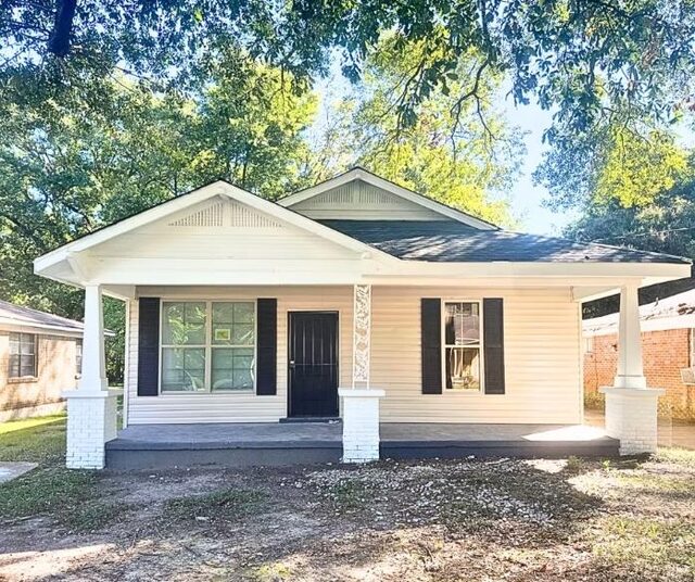 1492 Trezevant