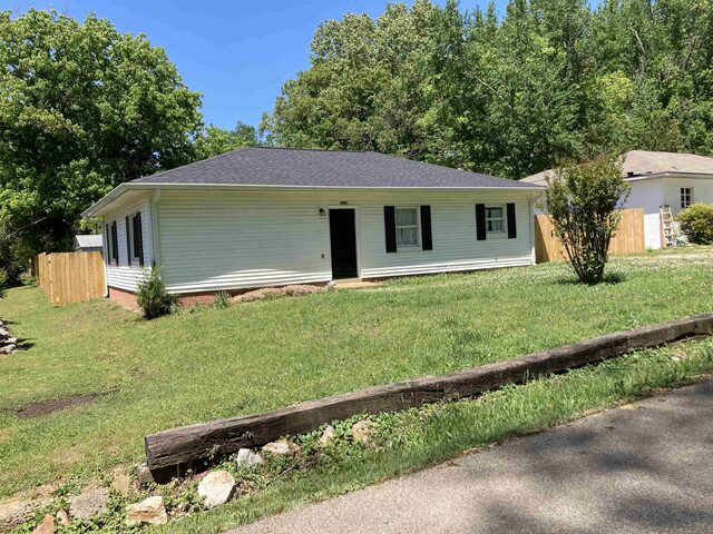 220 Forrest