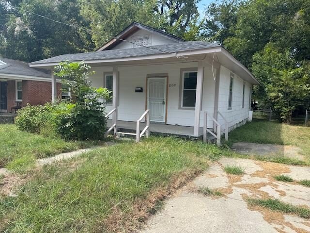 1559 Harrison