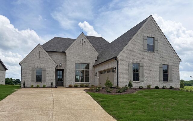 305 Valleyview