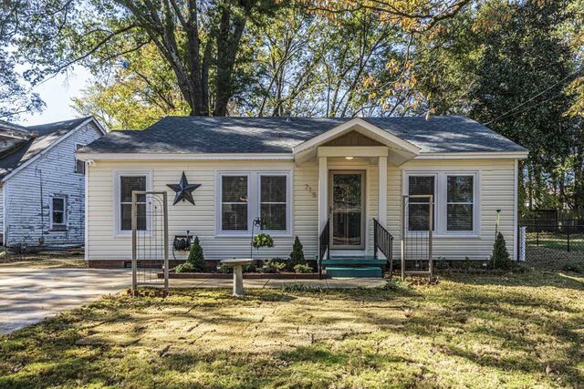 715 Maple