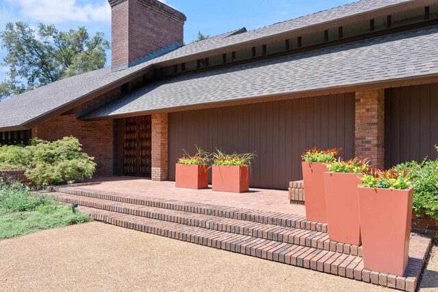 333 Westover