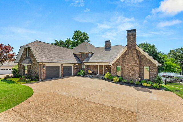 9711 Pine Point