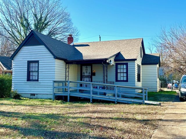 1065 Highland
