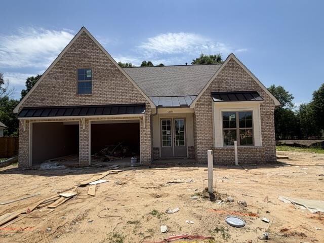 12155 Sugar Magnolia
