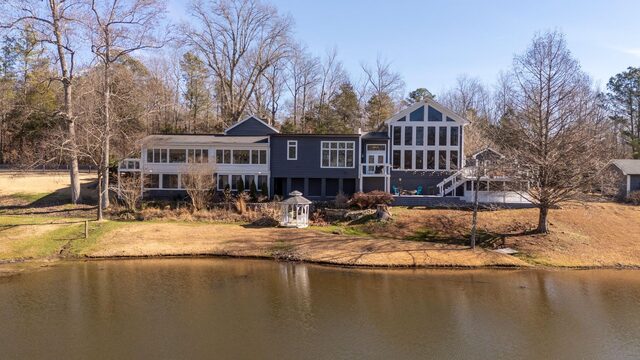 273 Tanyard