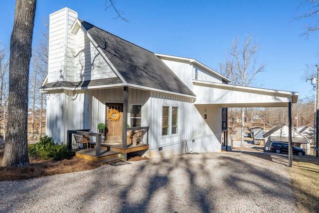 115 Holiday Hills