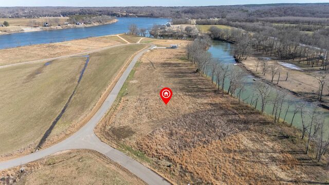Lot 112 Cravens