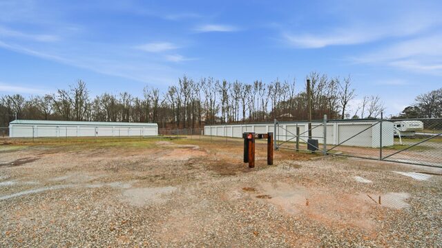 8645 Hwy 59