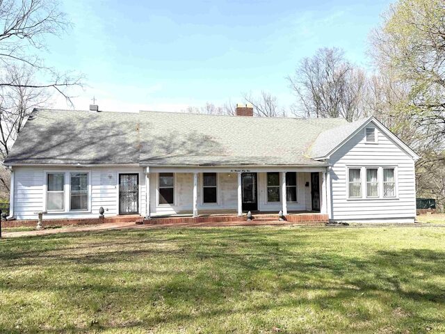 243 East End