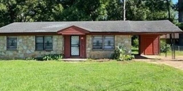 4826 Leonard