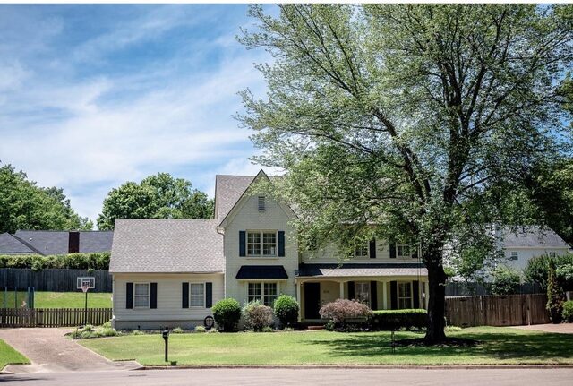 2095 Newfields
