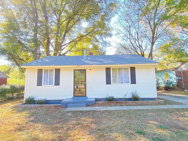 2857 Montague
