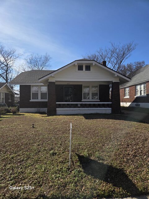 1555 Wellington