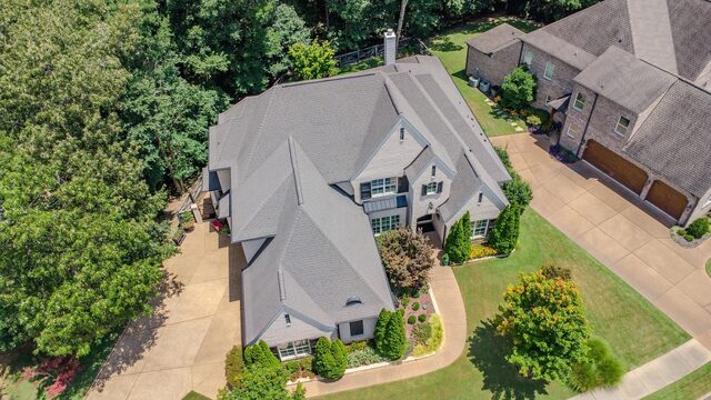 10204 Maple Run