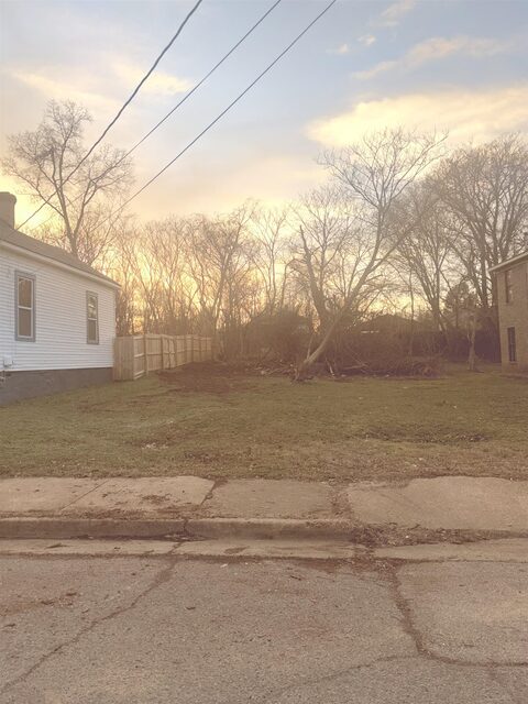 1329 Michigan