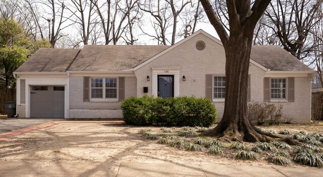 1188 Oak Ridge