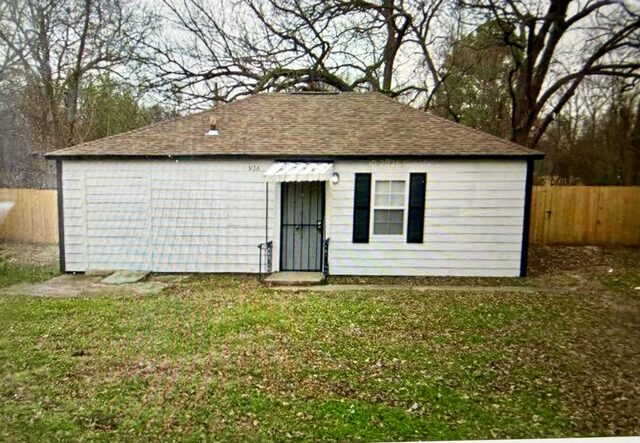 916 Carrolton