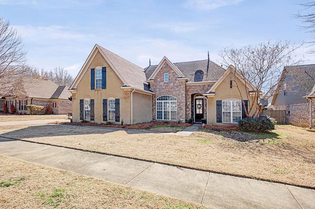 11205 Carston