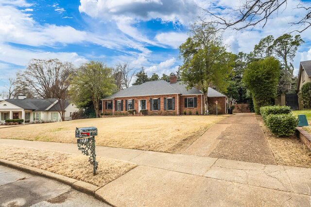271 Wakefield
