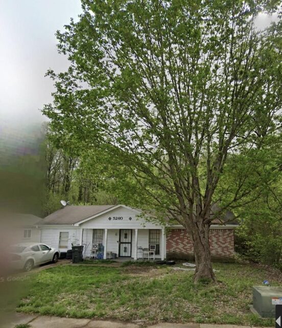 5260 Cedar Bluff