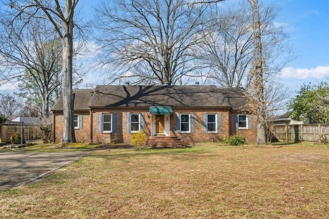 353 Colonial