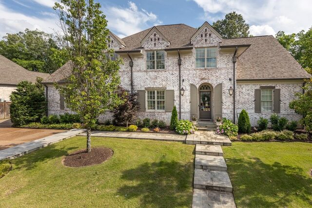 1539 Lambs Meadow