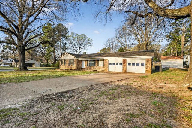 3697 Lakehurst
