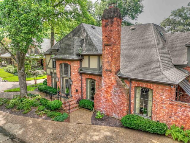 253 Windover Grove