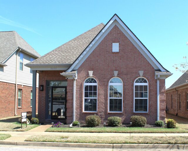 8680 Watercrest