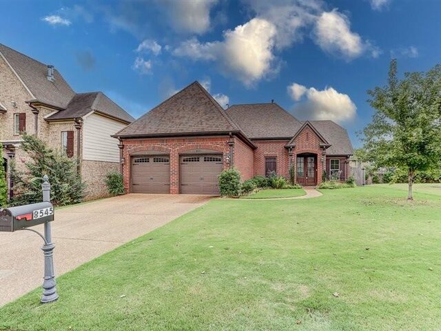 8545 Woodland Rose