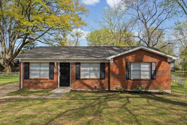 496 Greenview
