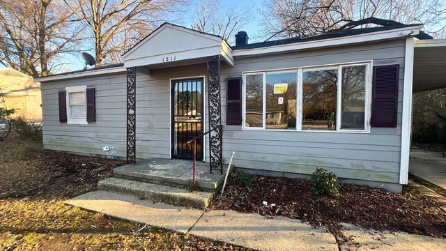 1211 Canfield