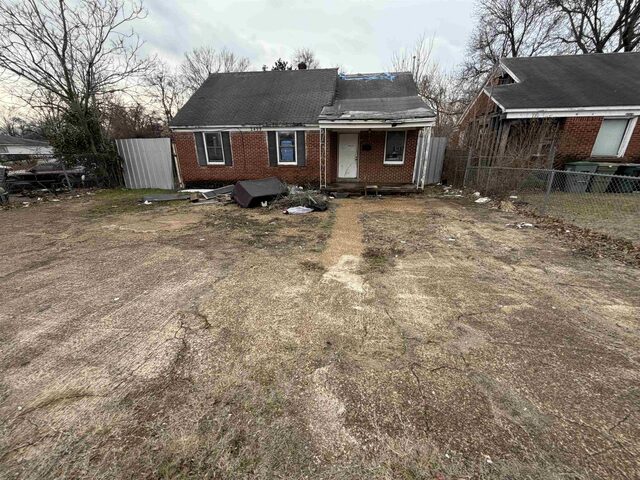 2499 Lamar