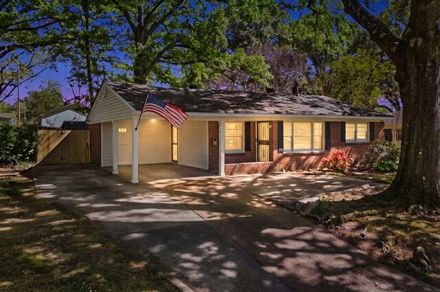 1450 Walton