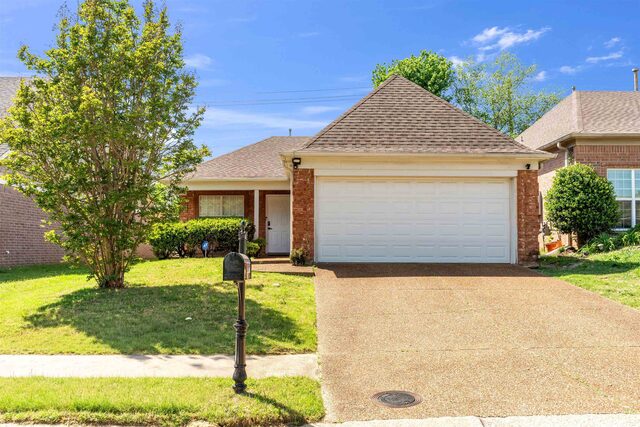 1059 Cross Meadow