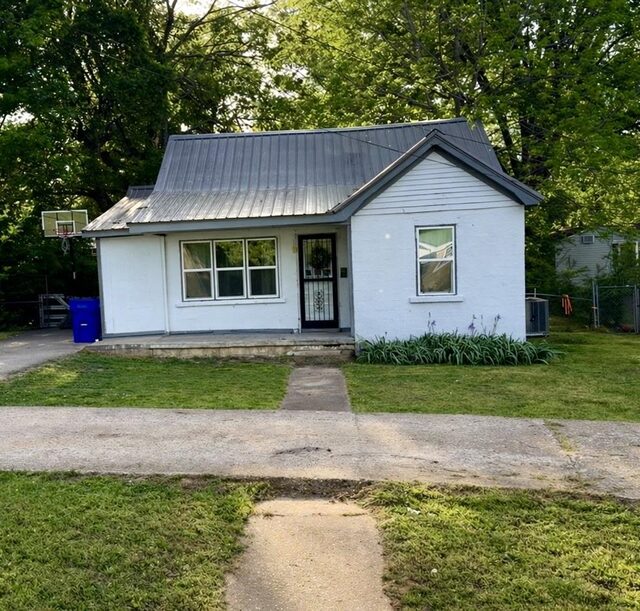415 Patterson