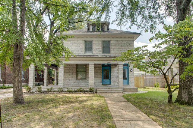 1295 Vinton