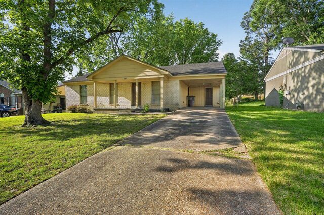 3367 Redcliff