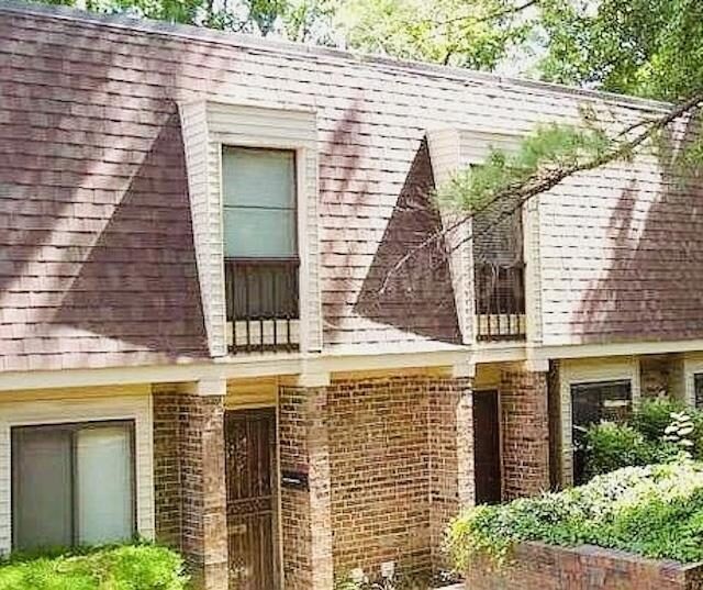 1896 Poplar Woods