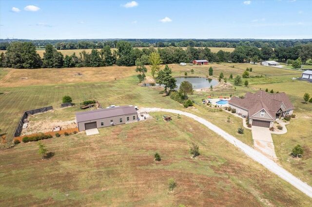 4374 Gainesville