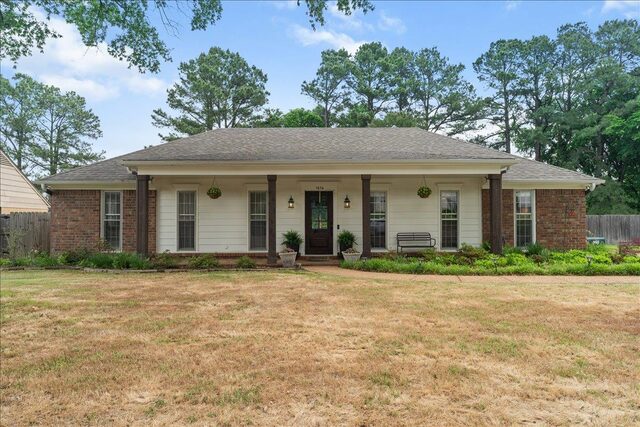 1674 Brierbrook