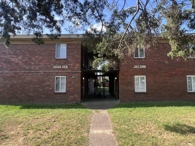 3917 Dunn