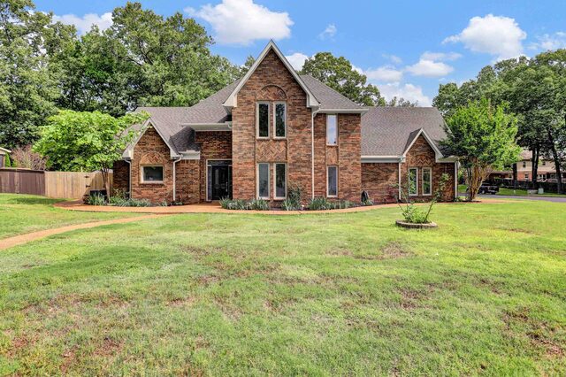 1039 Autumn Oaks