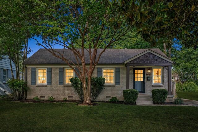 487 Lytle