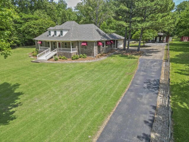 4250 Oak